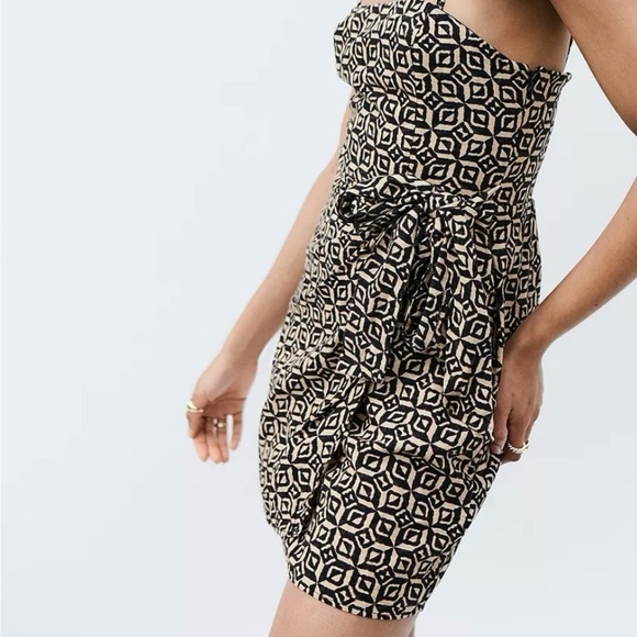 UO Juliette Black Geo Wrap-Around Mini Dress size small - Picture 1 of 11
